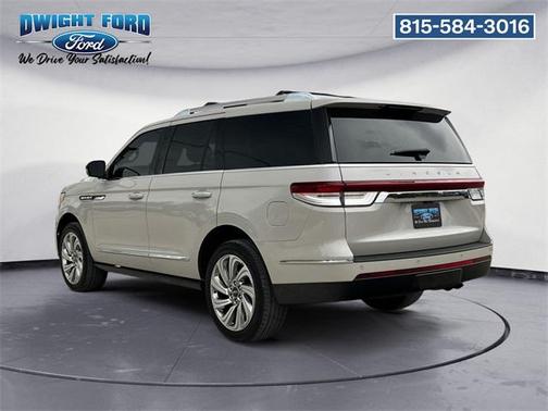 2024 Lincoln Navigator Premiere