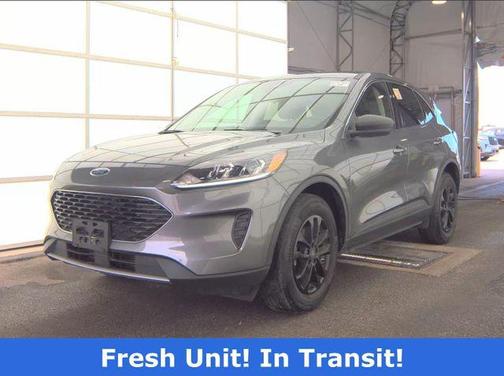 Carbonized Gray Metallic 2022 Ford Escape SE