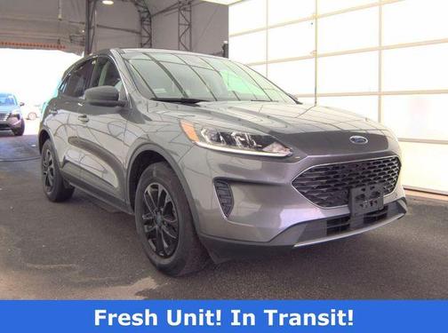 Carbonized Gray Metallic 2022 Ford Escape SE