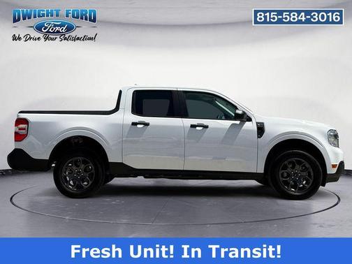 Oxford White 2022 Ford Maverick XLT