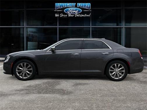 2019 Chrysler 300 Limited