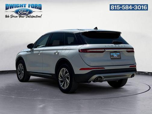 Crystal White Metallic Clearcoat 2025 Lincoln Corsair Premiere