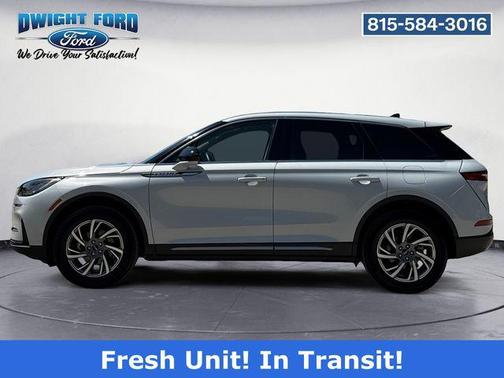 Crystal White Metallic Clearcoat 2025 Lincoln Corsair Premiere