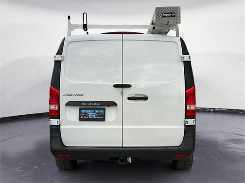 2016 Mercedes-Benz Metris Base