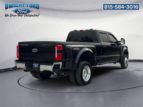 2023 Ford F-450 Lariat