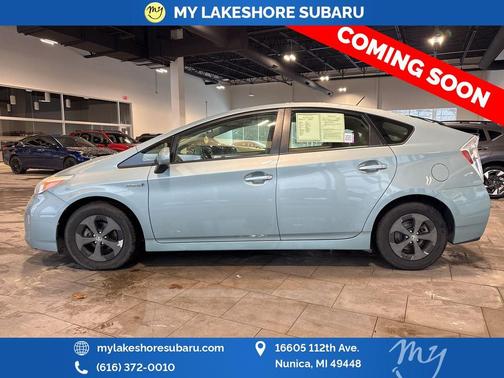 2013 Toyota Prius Two