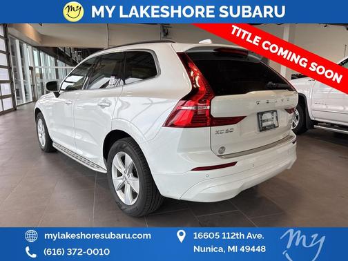 2022 Volvo XC60 B5 Momentum