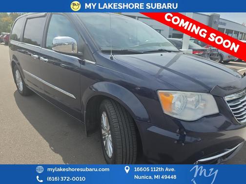 2013 Chrysler Town & Country Touring-L