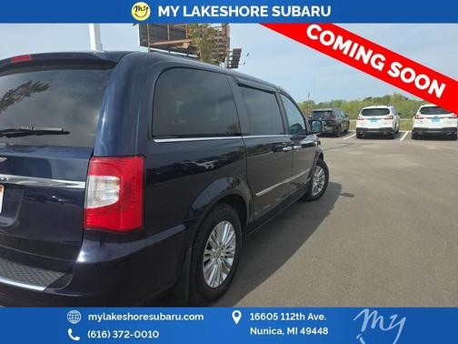 2013 Chrysler Town & Country Touring-L