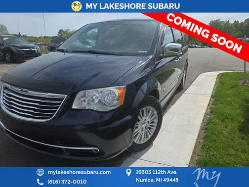 2013 Chrysler Town & Country Touring-L