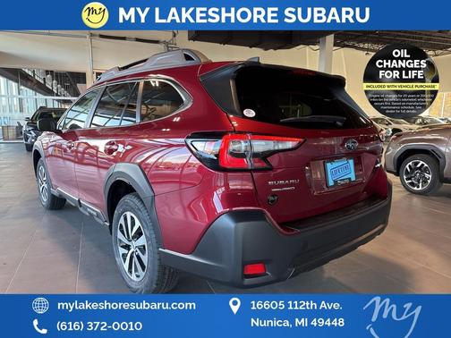 2025 Subaru Outback Premium