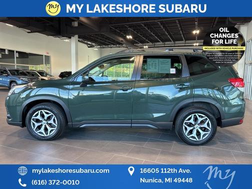 2023 Subaru Forester Premium