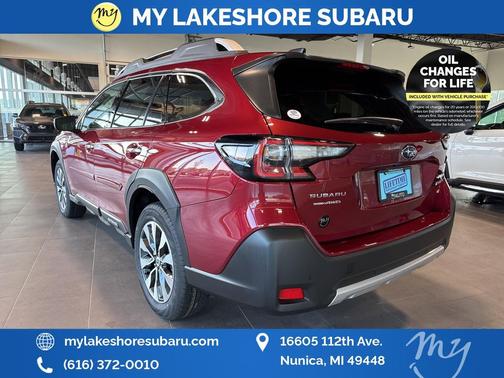 2025 Subaru Outback Touring XT