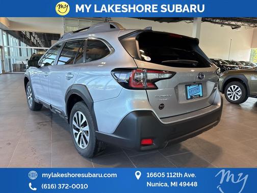 2025 Subaru Outback Premium