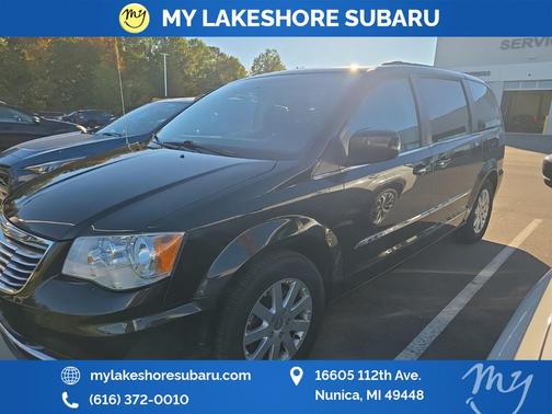2015 Chrysler Town & Country Touring