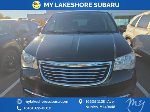 2015 Chrysler Town & Country Touring