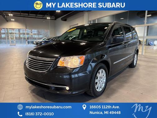 2015 Chrysler Town & Country Touring