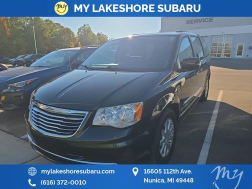 2015 Chrysler Town & Country Touring