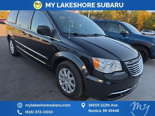 2015 Chrysler Town & Country Touring