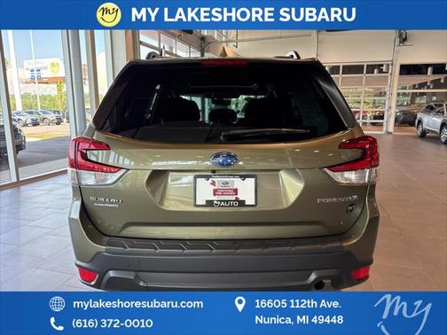 2022 Subaru Forester Premium