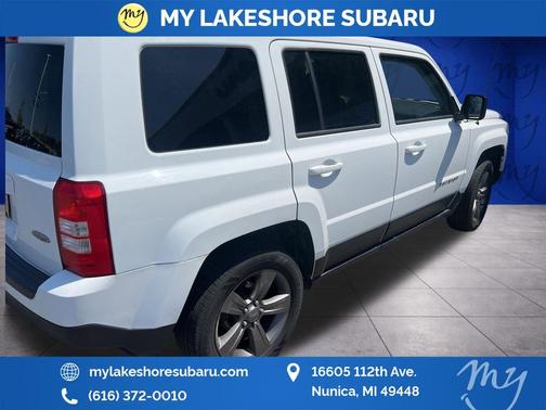 Bright White Clearcoat 2015 Jeep Patriot High Altitude Edition