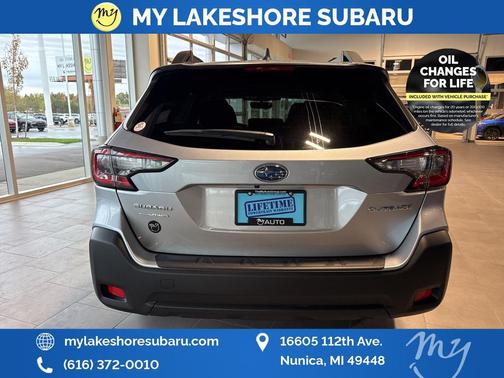 2025 Subaru Outback Premium