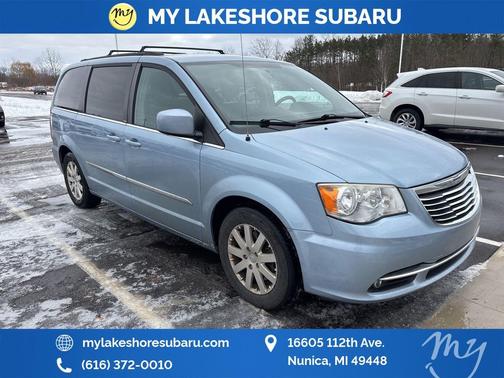 2013 Chrysler Town & Country Touring