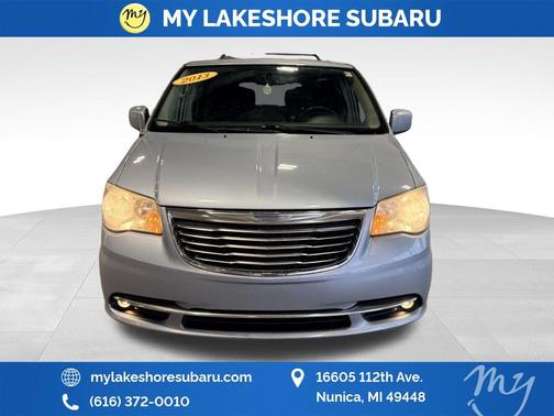 2013 Chrysler Town & Country Touring