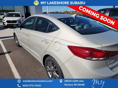 2017 Hyundai ELANTRA SE