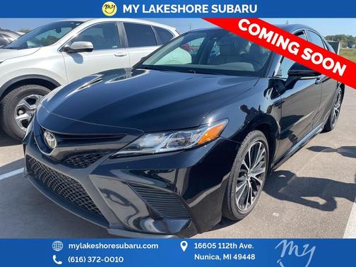 2020 Toyota Camry SE