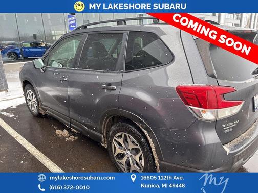 2022 Subaru Forester Premium