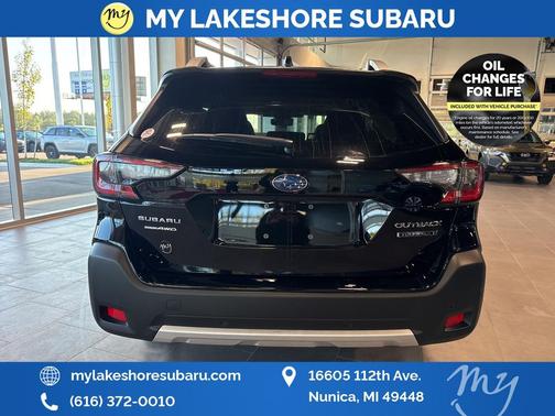 2025 Subaru Outback Touring XT