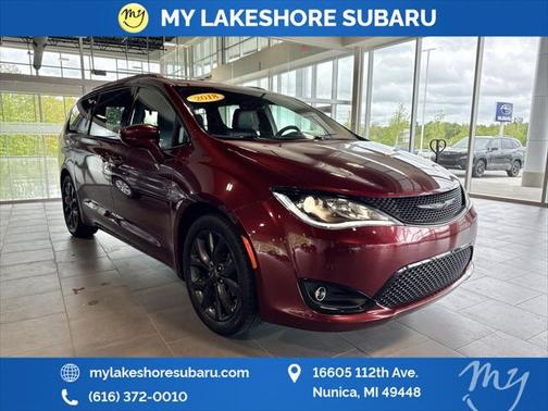 2018 Chrysler Pacifica Touring-L Plus