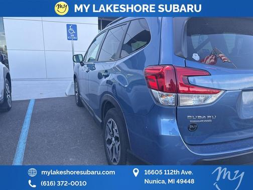 2023 Subaru Forester Premium