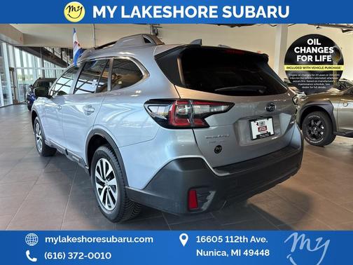 2022 Subaru Outback Premium