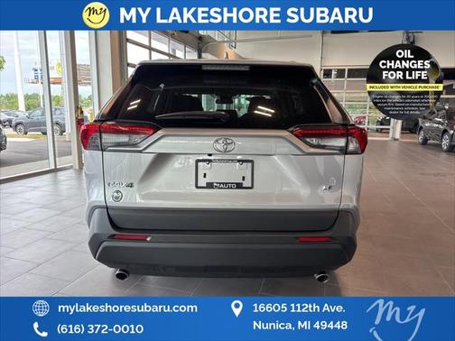 2019 Toyota RAV4 LE