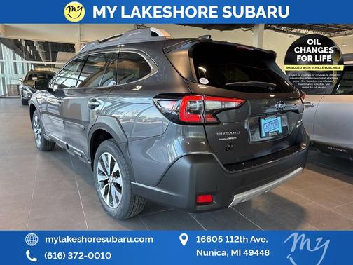 2025 Subaru Outback Touring XT