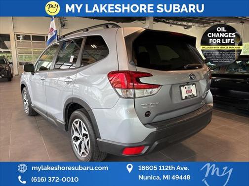 2022 Subaru Forester Premium
