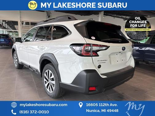 2025 Subaru Outback Premium