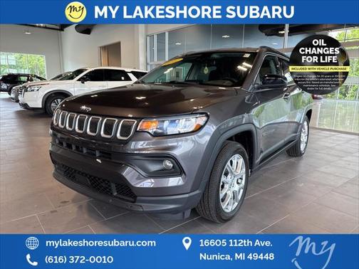 2022 Jeep Compass Latitude Lux