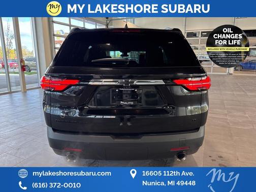2023 Chevrolet Traverse LT Leather