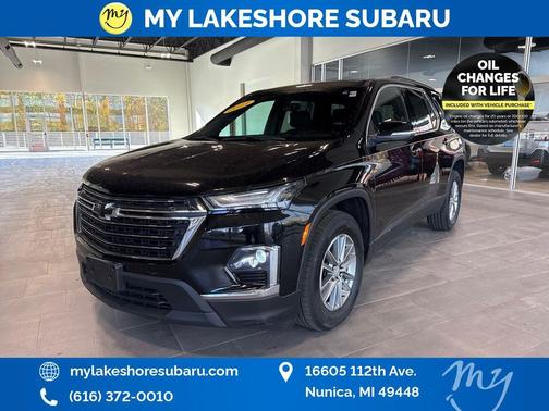 2023 Chevrolet Traverse LT Leather