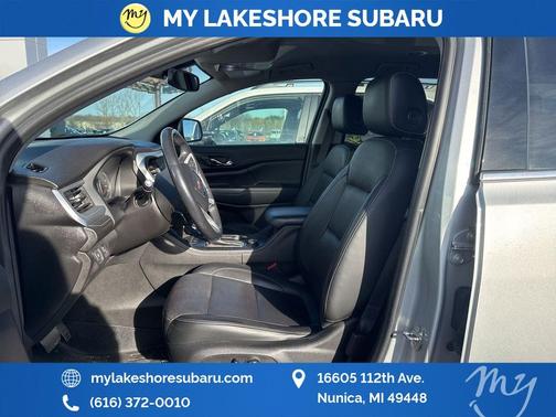 2019 GMC Acadia SLT-1