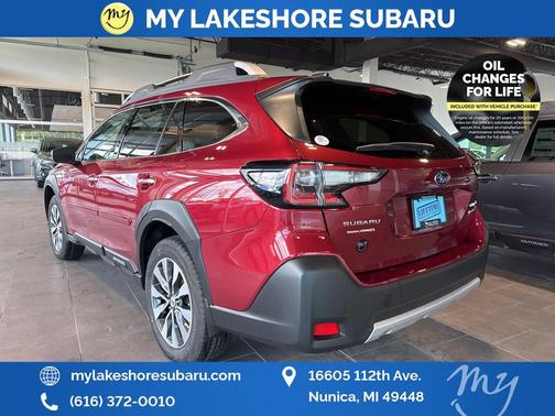 2025 Subaru Outback Touring XT