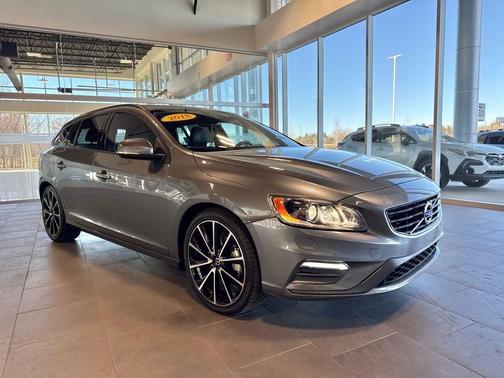 2018 Volvo V60 T5 Dynamic