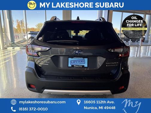 2025 Subaru Outback Touring XT