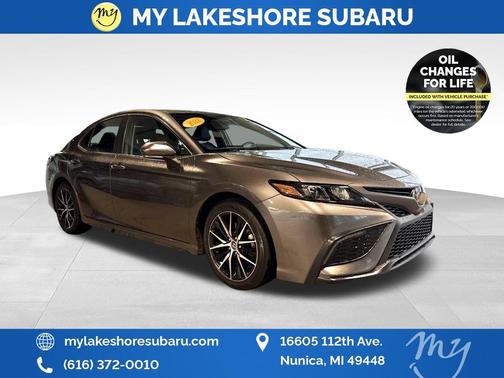 2022 Toyota Camry SE