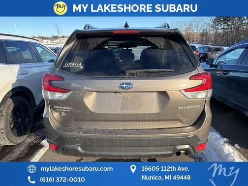 2024 Subaru Forester Premium