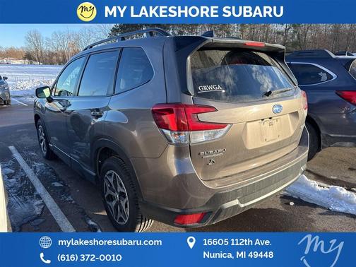 2024 Subaru Forester Premium