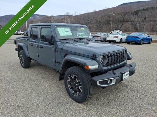 2026 Jeep Gladiator Sport